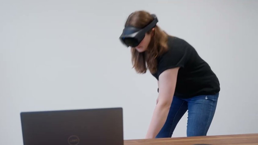 LoeschPack | Service | VR Training | Virtual Commissioning